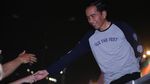 Datang ke We The Fest, Jokowi Sibuk Terima Permintaan Foto Bareng