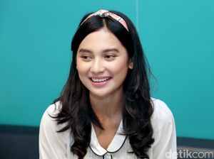 Indah Permatasari Sudah Tak Satu Atap, Ibu Tinggal di Bangunan