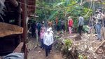 Mensos Khofifah Datangi Rumah Keluarga SR yang Tewas di Sekolah