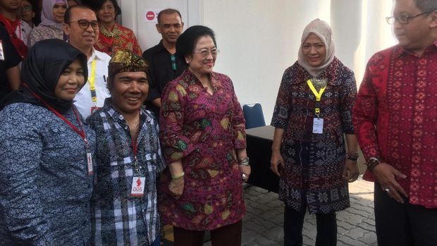 Sadikin, Pelukis dengan Kaki Asal Malang yang Go Internasional