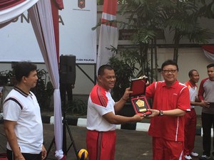 Serunya Mendagri, Panglima TNI dan Kabareskrim Bertanding Voli