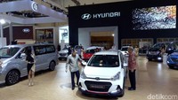 PT Hyundai Mobil Indonesia turut meluncurkan mobil baru di Gaikindo Indonesia International Auto Show (GIIAS) 2017. Kali ini, pabrikan asal Korea Selatan ini meluncurkan city car Grand i20 terbaru dan Hyundai H-1. Foto: Rangga Rahadiansyah