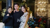 Jamie Chua sudah memiliki dua anak. Kini statusnya adalah janda kaya raya. Foto: Dok. Instagram/ec24m