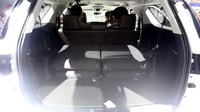 Bagian belakang penumpang Fortuner TRD.