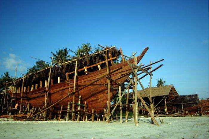 Pinisi Bersaing dengan 195 Negara Dapatkan Gelar Warisan Budaya