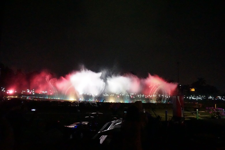 Diresmikan Djarot, Air Mancur Kini Menari dengan Indah di Monas Diresmikan Djarot, Air Mancur Kini Menari dengan Indah di Monas