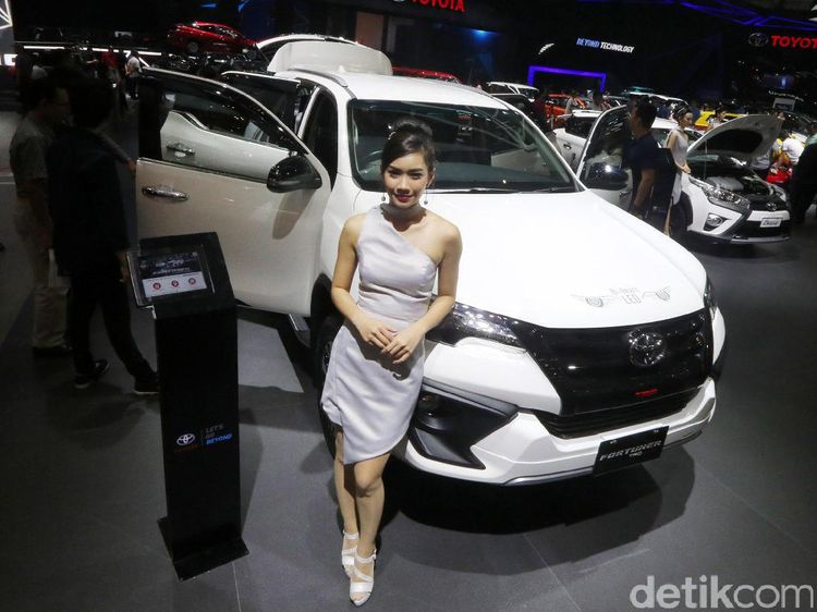 Foto : Fortuner TRD, Mobil Anyar Toyota di GIIAS 2017