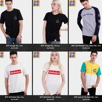 Pada instagram resmi Monstore, t-shirt yang sama persis dengan Jokowi ini dijual seharga Rp 249 Ribu. Dan t-shirt tersebut  hanya dijual di booth Monstore sepanjang tiga hari festival musik ini dihelat. Foto: Dok. Monstore