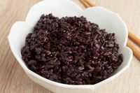 Ketan Hitam yang Pulen Legit Enak Juga Dipadu dengan Mangga