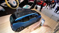 Mobil listrik ini memiliki dimensi panjang 3.999 milimeter, lebar 1.775 mm, dan tinggi 1.578 mm.