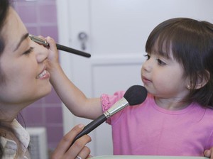 Ketika si Kecil Berpenampilan Lebih Dewasa dari Umurnya