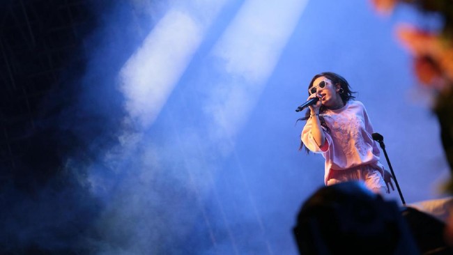 Usai Rilis Album, Charli XCX Buka-bukaan Soal Kondisi Mentalnya