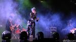 Penampilan Manis Yuna di We The Fest 2017
