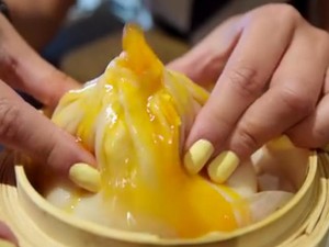 Nyam! Xiaolongbao Jumbo Ini Bisa Muncrat Saat Dipencet!
