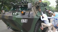 Mobil Anoa yang menjadi favorit pengunjung untuk selfie (Foto: Akhmad Mustaqim/detikcom)