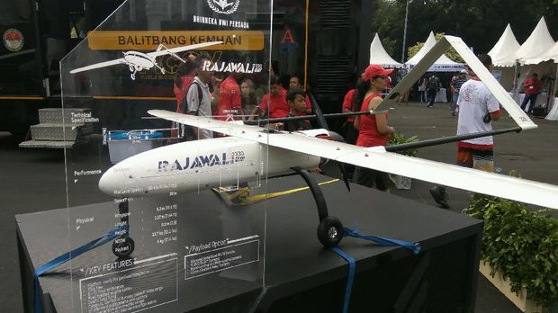 Drone buatan industri pertahanan dalam negeri 