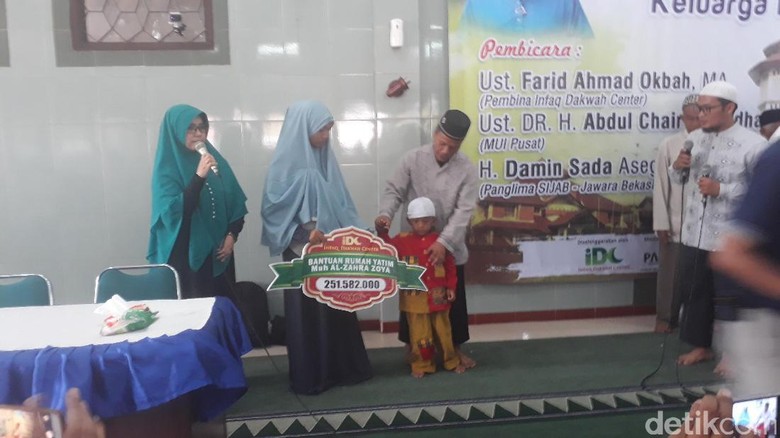 Infaq Dakwah Center Beri Bantuan ke Keluarga Tertuduh Pencuri Ampli Infaq Dakwah Center Beri Bantuan ke Keluarga Tertuduh Pencuri Ampli