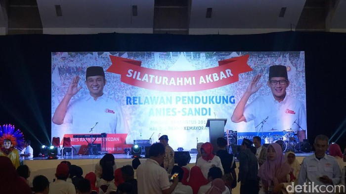 Anies-Sandi Gelar Silaturahmi Akbar Bersama Relawan Pendukung