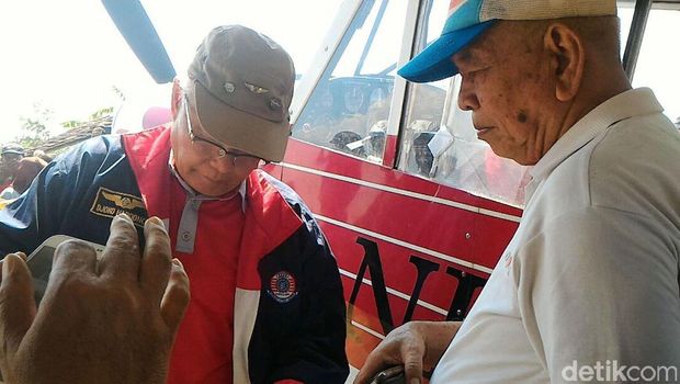 Saksi Pesawat KONI yang Mendarat di Ponorogo: Tak Ada Bunyinya