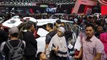 Foto: Pengunjung Buat Mitsubishi Xpander Sulit Bernafas