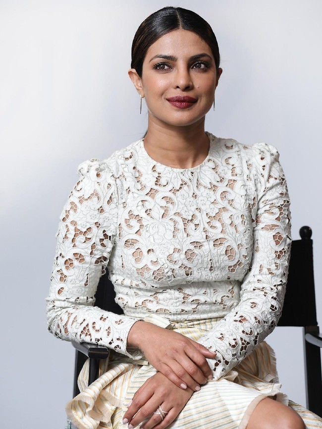 26 - 30 Mei 2018: Keduanya dikabarkan intens bersama. Sejumlah sumber melihat kemesraan keduanya. Gosip pun sudah memanas bahwa keduanya pacaran. Foto: Tim P. Whitby/Tim P. Whitby/Getty Images