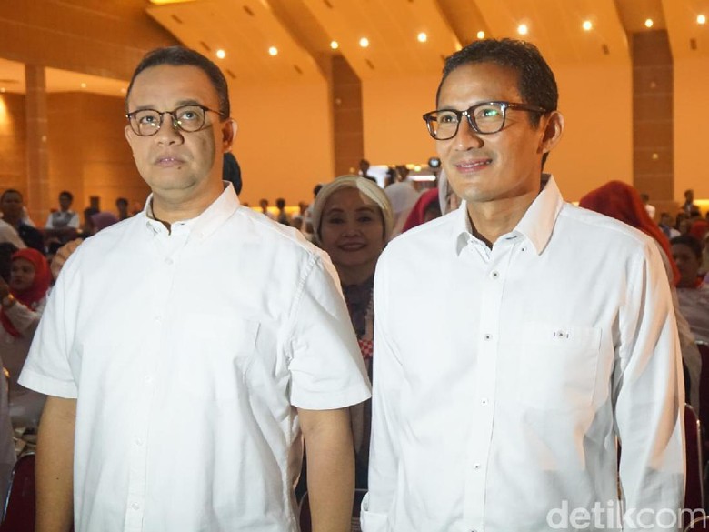 KJP Plus Jadi Program Pertama Anies-Sandi Usai Dilantik KJP Plus Jadi Program Pertama Anies-Sandi Usai Dilantik