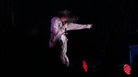 Ada juga ‘Los in Your Lights’ yang masuk ke dalam list-nya malam ini. Foto: Asep Syaifullah/detikHOT