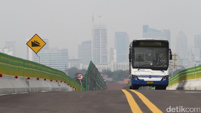 Uji Coba Transjakarta Koridor 13 Tendean-Ciledug