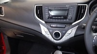 Suzuki mengklaim mobil ini cocok untuk kalangan eksekutif muda. Foto: Dina Rayanti