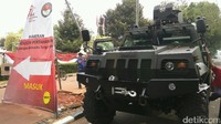 Salah satu yang dipamerkan yaitu mobil komodo dari PT Pindad (Foto: Akhmad Mustaqim/detikcom)
