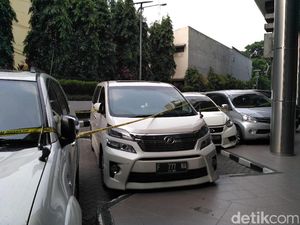 Polri Kembalikan 2 Mobil yang Sempat Disita dari First Travel