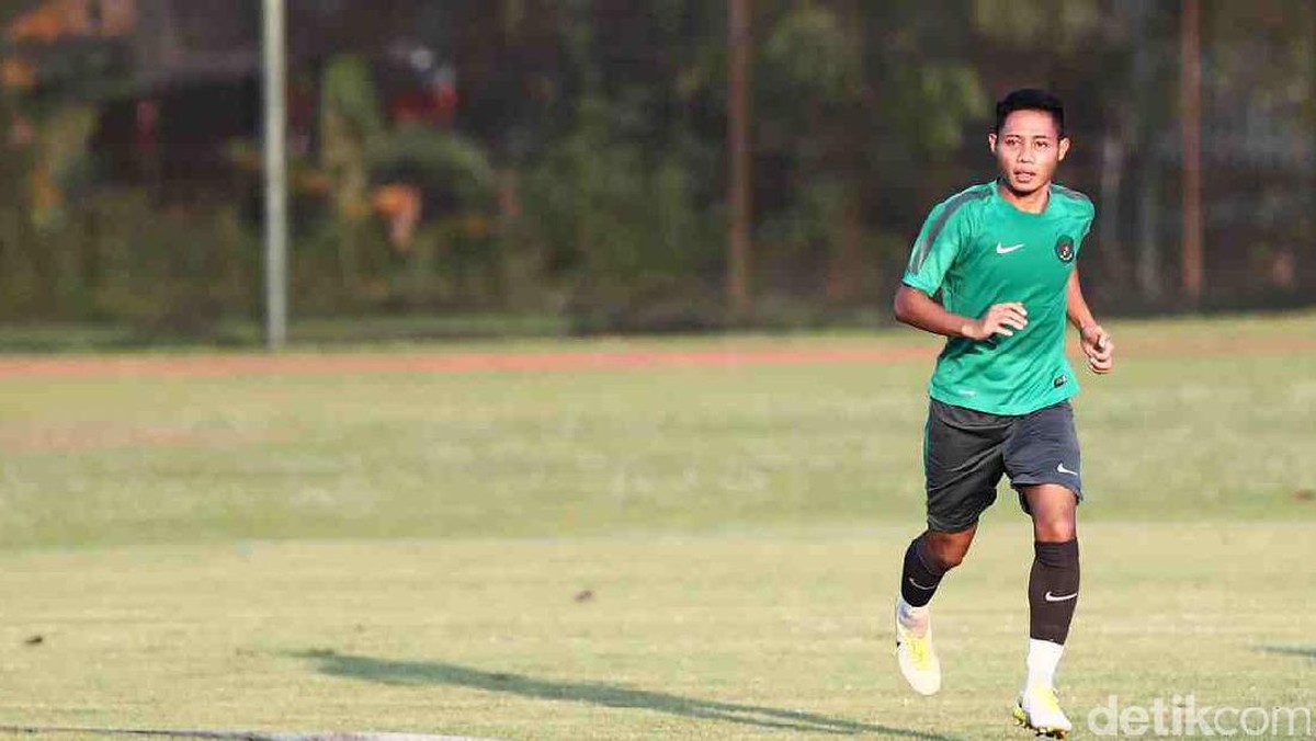 Pemain timnas Indonesia, Evan Dimas (Foto: Grandyos Zafna/detikSport)