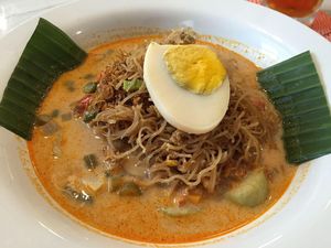 Aduh Enaknya, 7 Racikan Lontong Sayur Khas Nusantara Ini