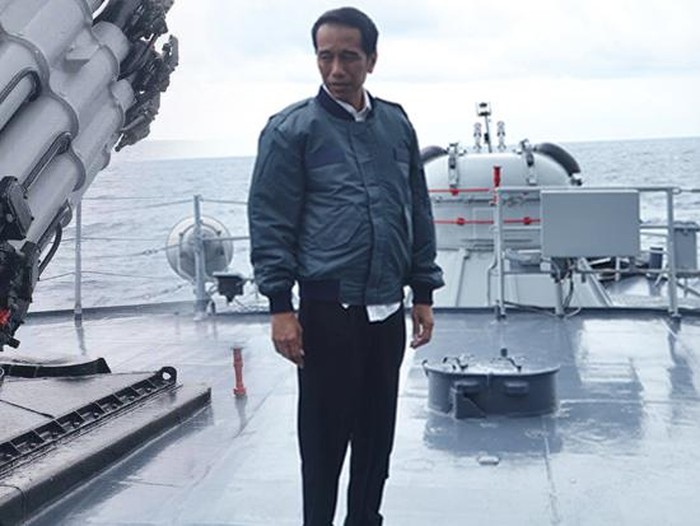 Kumpulan fashion Presiden Jokowi yang kekinian