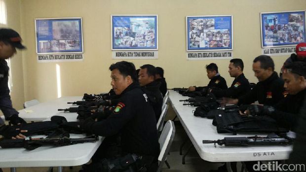 Menengok Pelatihan Tim Jaguar yang Mirip Densus 88