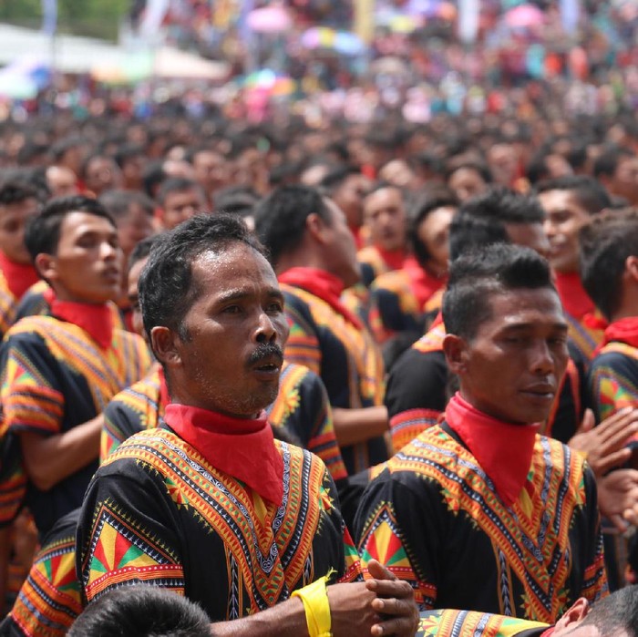 Tari Saman Kolosal di Gayo Luwes, Aceh