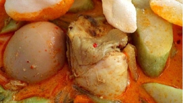 5 Lontong Sayur Paling Enak di Indonesia Buat Sarapan