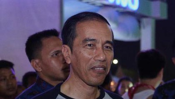 Foto: 10 Gaya Kekinian Jokowi yang Nggak Kalah Sama Anak Muda