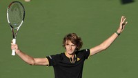 Zverev merayakan kemenangan. Jean-Yves Ahern/USA Today/Reuters.