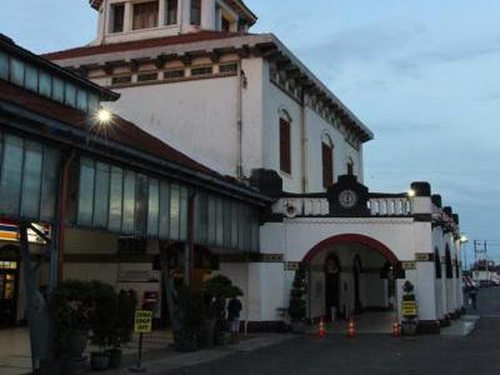 Stasiun Tawang