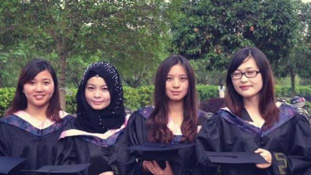 Berhijab di Tiongkok, Muslimah Ini Dikatai Gila