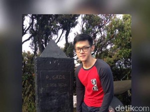 A Ju Guru Pengirim Chat Porno Baru 2 Tahun Mengajar di SMPK Penabur