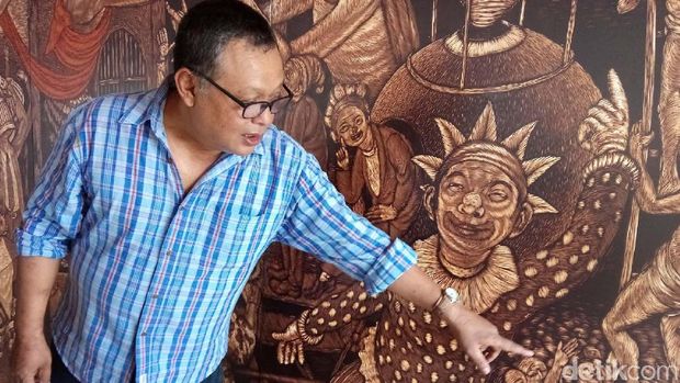 Pameran Grafis Bonaventura Gunawan dan 5 Juta Cukilan Kayunya