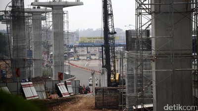 Jokowi Minta Pembangunan LRT Jabodebek Dipercepat