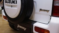 SIS menghadirkan Jimny dengan tujuan bisa meningkatkan kembali citra merek mobil Suzuki di Indonesia. 