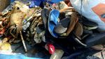 Bersih-bersih Sampah di Kampung Laut Cilacap