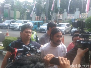 Terjerat Kasus Narkoba, Ello Tak Kehilangan Dukungan Kekasih