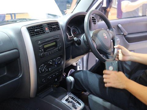 Kenapa Tak Pakai Transmisi Manual di Jimny, Suzuki?