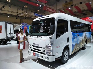 Isuzu Hadirkan Berbagai Program di GIIAS 2017