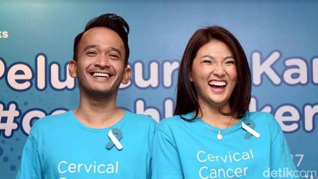 Ruben Onsu dan Sarwendah